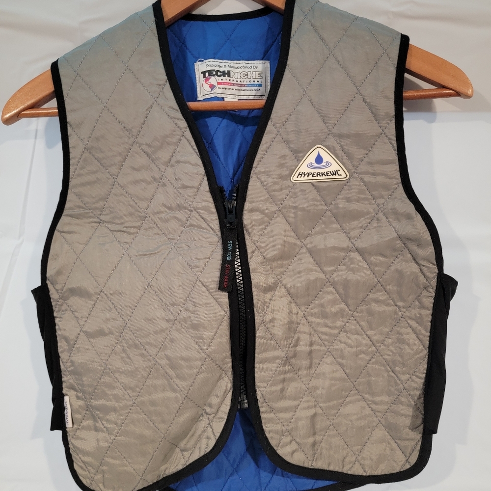 HyperKewl Cooling Sport Vest kids size 10-12yrs